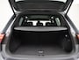Volkswagen Tiguan Allspace 1.5 TSI R-Line Business | PANO- SCHUIFDAK | CAMERA | NAVIGATIE | STUUR- EN STOELVERWARMING |