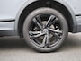 Volkswagen Tiguan Allspace 1.5 TSI R-Line Business | PANO- SCHUIFDAK | CAMERA | NAVIGATIE | STUUR- EN STOELVERWARMING |