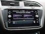 Volkswagen Tiguan Allspace 1.5 TSI R-Line Business | PANO- SCHUIFDAK | CAMERA | NAVIGATIE | STUUR- EN STOELVERWARMING |