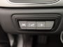 Renault Captur TCe 100 Intens | EASY LINK multimedia systeem met Apple CarPlay & Android Auto | Parkeersensoren achter | Climate Control | Haaievin antenne | Lichtmetalen wielen 17” ‘Bahamas’