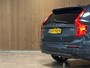 Volvo XC90 T8 AWD Recharge Ultra Dark | Vol! | Bowers & Wilkins | Luchtvering | Stoelventilatie | Trekhaak | 360 Camera | Head-Up Display | Stoelmassage | 455pk | Adaptieve Cruise Control | Stoelverwarming voor+achter | Stuurwielverwarming | Schuifdak | 22 Inch | Full LED  Meesturende koplampen | Pilot Assist | BLIS Dode Hoek Detectie | Alcantara hemelbekleding | Lederen handgrepen en zonnekleppen | Elektrische voorstoelen geheugen | Nappa Lederen bekleding | Zitting verlenging voorstoelen | Lederen Dashboard | Google Infotainment | Keyless Drive | Parkeersensoren voor+achter | Privacy Glass | Elektrisch bedienbare achterklep | Geïntegreerde zongordijnen achterportieren | Geïntegreerd kinderzitje achterin | Verlichte instaplijsten | 7-Persoons | 4-Zone Climate Control | DAB Radio | Apple Carplay/Android Auto | Alarm Klasse III | Draadloos telefoon opladen | Volvo On Call met mobiele App functie | Denim Blue Metallic |