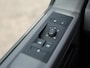 Volkswagen Transporter 2.0 TDI 110pk L2 | Airco | Navigatie via App connect | Cruise control | DAB + | Camera | PDC | Bijrijders bank | Betimmering |