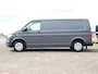 Volkswagen Transporter 2.0 TDI 110pk L2 | Airco | Navigatie via App connect | Cruise control | DAB + | Camera | PDC | Bijrijders bank | Betimmering |