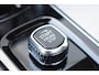 Volvo XC60 T6 350PK Automaat Plug-in Hybrid AWD Plus Bright / Navigatie / Elektrisch glazen schuif-kanteldak / Leren bekleding / Stuur & Stoelverwarming / Elektrische stoelen met geheugen / Elektrische achterklep / Cruise control