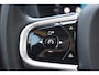 Volvo XC60 T6 350PK Automaat Plug-in Hybrid AWD Plus Bright / Navigatie / Elektrisch glazen schuif-kanteldak / Leren bekleding / Stuur & Stoelverwarming / Elektrische stoelen met geheugen / Elektrische achterklep / Cruise control