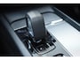 Volvo XC60 T6 350PK Automaat Plug-in Hybrid AWD Plus Bright / Navigatie / Elektrisch glazen schuif-kanteldak / Leren bekleding / Stuur & Stoelverwarming / Elektrische stoelen met geheugen / Elektrische achterklep / Cruise control