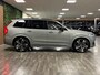 Volvo XC90 T8 AWD Recharge Ultra Dark | Vol! | Bowers & Wilkins | Luchtvering | Stoelventilatie | Trekhaak | 360 Camera | Head-Up Display | Stoelmassage | 455pk | Adaptieve Cruise Control | Stoelverwarming voor+achter | Stuurwielverwarming | Schuifdak | 22 Inch | Full LED  Meesturende koplampen | Pilot Assist | BLIS Dode Hoek Detectie | Alcantara hemelbekleding | Lederen handgrepen en zonnekleppen | Elektrische voorstoelen geheugen | Nappa Lederen bekleding | Zitting verlenging voorstoelen | Lederen Dashboard | Google Infotainment | Keyless Drive | Parkeersensoren voor+achter | Privacy Glass | Elektrisch bedienbare achterklep | Geïntegreerde zongordijnen achterportieren | Geïntegreerd kinderzitje achterin | Verlichte instaplijsten | 7-Persoons | 4-Zone Climate Control | DAB Radio | Apple Carplay/Android Auto | Alarm Klasse III | Draadloos telefoon opladen | Volvo On Call met mobiele App functie | Vapour Grey Metallic |