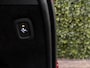 Volvo XC90 T8 AWD Recharge Inscription Long Range | Trekhaak | 360° Camera | Harman Kardon | 455pk | Adaptieve Cruise Control | Stoel en Stuurwielverwarming | Full LED Meesturende koplampen | Pilot Assist | BLIS Dode Hoek Detectie | Elektrische voorstoelen geheugen | Lederen bekleding | Zitting verlenging voorstoelen | Lederen dashboard | 20 Inch | Keyless Drive | Parkeersensoren voor+achter | Privacy Glass | Elektrisch bedienbare achterklep | 7-Persoons | 4-Zone Climate Control | Geïntegreerde zongordijnen achterportieren | Verlichte instaplijsten | Draadloos telefoon opladen | Alarm Klasse III | DAB Radio | Apple Carplay/Android Auto | Volvo On Call met mobiele App functie | Pine Grey Metallic |