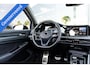 Volkswagen Golf 2.0 TSI R 4Motion Performance Akrapovic HUD