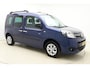 Renault Kangoo Family Rolstoelbus | Rolstoellift | Airco | Verlaagde vloer achterin | Oprijplaat of elektrische rolstoellift | 3-punts rolstoelgordelsysteem | Elektrische spanbanden | Extra lange veiligheidsgordels | Antislip-oprijplaat | Rolstoelplaats achter bestuurder/passagier | Versterkte vloerconstructie