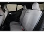 Volvo XC40 Recharge Ultimate 70 kWh - Panorama/schuifdak - IntelliSafe Assist & Surround - 360º Camera - Harman Kardon audio - Adaptieve LED koplampen - Verwarmde voorstoelen & stuur - Parkeersensoren voor & achter - Elektr. bedienb. voorstoelen met geheugen links - Draadloze tel. lader - Extra getint glas - Inklapbare trekhaak - 19' LMV