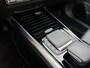 Mercedes-Benz GLA 180 Business Solution Luxury Panoramadak | Parkeerpakket met achteruitrijcamera | MultiBeam Ledkoplampen. Inclusief 24 maanden MB Certified garantie voor Europa.