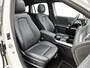 Mercedes-Benz GLA 180 Business Solution Luxury Panoramadak | Parkeerpakket met achteruitrijcamera | MultiBeam Ledkoplampen. Inclusief 24 maanden MB Certified garantie voor Europa.