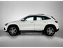 Mercedes-Benz GLA 180 Business Solution Luxury Panoramadak | Parkeerpakket met achteruitrijcamera | MultiBeam Ledkoplampen. Inclusief 24 maanden MB Certified garantie voor Europa.