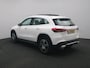 Mercedes-Benz GLA 180 Business Solution Luxury Panorama Schuif-Kanteldak | Parkeerpakket met achteruitrijcamera | MultiBeam Ledkoplampen. Inclusief 24 maanden Mercedes-Benz Certified garantie voor Europa.