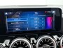 Mercedes-Benz GLA 180 Business Solution Luxury Panoramadak | Parkeerpakket met achteruitrijcamera | MultiBeam Ledkoplampen. Inclusief 24 maanden MB Certified garantie voor Europa.