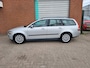 Volvo V50 2.5 T5 Kinetic 220pk 6-Bak Xenon Clima! Bj:2004