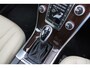 Volvo XC60 T5 245PK Automaat Summum | Schuif/kanteldak | Keyless entry | El. Voorstoelen | PDC + Camera | Trekhaak | Leder |