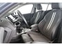 BMW 1-Serie 118i Executive Sport Line Stoelverwarming Trekhaak Live Cockpit Professional