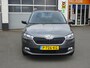 Skoda Fabia Combi 1.0 TSI Ambition Automatische airco, parkeersensoren, cruise controle, licht metalen velgen, apple carplay, android auto, trekhaak, winterwielen set, enz