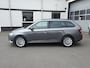 Skoda Fabia Combi 1.0 TSI Ambition Automatische airco, parkeersensoren, cruise controle, licht metalen velgen, apple carplay, android auto, trekhaak, winterwielen set, enz
