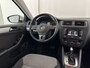 Volkswagen Jetta 1.4 TSI Hybrid Highline Aut. *PANO | XENON | NAVI-FULLMAP | HEATED-COMFORTSEATS | PRIVACY-GLASS | SHIFTPADDLES |  ECC | PDC | CRUISE | KEYLESS | 17''ALU*