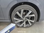 Volkswagen Golf 1.0 eTSI Life Business