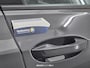 Volkswagen Golf 1.0 eTSI Life Business