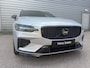 Volvo V60 2.0 T6 Plug-in hybrid AWD Ultimate Dark / Black Sheep / 19" 5-Spaaks Black / H&K Audio / Sportstoelen /