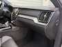 Volvo V60 2.0 T6 Plug-in hybrid AWD Ultimate Dark / Black Sheep / 19" 5-Spaaks Black / H&K Audio / Sportstoelen /