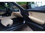 BMW 3-Serie Touring 318i Executive Aut. | Panorama | Xenon | Stoelverwarming | HUD | Luxe Leder | Elek. Trekhaak | Historie | NAP