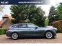 BMW 3-Serie Touring 318i Executive Aut. | Panorama | Xenon | Stoelverwarming | HUD | Luxe Leder | Elek. Trekhaak | Historie | NAP