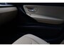 BMW 3-Serie Touring 318i Executive Aut. | Panorama | Xenon | Stoelverwarming | HUD | Luxe Leder | Elek. Trekhaak | Historie | NAP