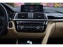 BMW 3-Serie Touring 318i Executive Aut. | Panorama | Xenon | Stoelverwarming | HUD | Luxe Leder | Elek. Trekhaak | Historie | NAP