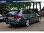 BMW 3-Serie Touring 318i Executive Aut. | Panorama | Xenon | Stoelverwarming | HUD | Luxe Leder | Elek. Trekhaak | Historie | NAP