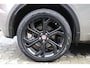 Jaguar E-Pace 2.0 D150 AWD HSE R-Dynamic | Origineel NL | Dealer Onderhouden | Panoramadak | Leder | Camera | Cruise Control |
