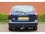 Nissan Almera Tino 1.8 116pk Acenta RIJKLAAR! | Ond.beurt + APK | NL-auto | 5 deuren | Climate control | Camera | Elek. ramen | Radio | Trekhaak |