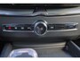 Volvo XC60 T6 Recharge AWD Plus Black Edition - Panorama/schuifdak - IntelliSafe Assist & Surround - 360º Camera - Harman/Kardon audio - Adaptieve LED koplampen - Verwarmde voorstoelen, stuur & achterbank - Parkeersensoren voor & achter - Elektr. bedienb. voorstoelen met geheugen - Head up display - Draadloze tel. lader - Extra getint glas - 21' LMV
