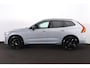 Volvo XC60 T6 Recharge AWD Plus Black Edition - Panorama/schuifdak - IntelliSafe Assist & Surround - 360º Camera - Harman/Kardon audio - Adaptieve LED koplampen - Verwarmde voorstoelen, stuur & achterbank - Parkeersensoren voor & achter - Elektr. bedienb. voorstoelen met geheugen - Head up display - Draadloze tel. lader - Extra getint glas - 21' LMV