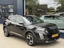 Peugeot 2008 1.2 Turbo 130 PK Allure Automaat EAT8 | Nieuwste Model ! | Digitaal Instrumentarium | HD Camera | Full Screen Navigatie | LED Verlichting | Cruise Control | Climate Control | Lichtmetalen Velgen |