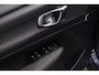 Volvo XC40 1.5 T3 164 PK Automaat R-Design, Adap. Cruise Control, LED, Camera, Keyless