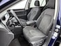 Volkswagen Golf 1.4 eHybrid Style | PANORAMADAK | ACHTERUITRIJCAMERA | STANDKACHEL | MEMORY STOELEN | STOELVERWARMING | STUURVERWARMING | DODEHOEK |