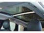 Volvo XC60 T8 Plug-in hybrid AWD Plus Dark | Semi-Electrische Wegklapbare Trekhaak | Longe Range | Google Infotainment | Harman Kardon Premium Audio | Parkeersensoren voor + achter | Parkeercamera | Stoelverwarming | Stuurwielverwarming |