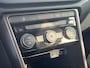 Volkswagen T-Roc 1.0 TSI Style | Adaptive cruise | Trekhaak | Carplay | Elek. Kofferklep | NAVI | All seasonbanden | Elek. bedienbare spiegels + verwarmbaar