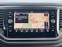 Volkswagen T-Roc 1.0 TSI Style | Adaptive cruise | Trekhaak | Carplay | Elek. Kofferklep | NAVI | All seasonbanden | Elek. bedienbare spiegels + verwarmbaar
