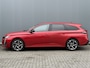 Peugeot 308 SW BWJ 2023 1.2 131 PK Allure Pack Business AUTOMAAT | CAMERA | TREKHAAK | VIRTUAL COCKPIT | PRIV. GLAS | CRUISE | CLIMA | NAVI | HALF LEDER | NIEUW MODEL!