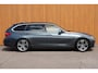 BMW 3-Serie Touring 318i Luxury Edition org.NL leer+el+vw camera el.klep trekhaak