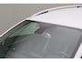 Renault Clio Estate 0.9 TCe Bose 2017 | Airco | Navigatie | Achteruitrij Camera | DAB Radio | Cruise Control | Lichtmetalen Velgen | Elektrische Ramen | 2 Sleutels | Stoelverwarming | Nationale Autopas