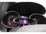 Renault Clio Estate 0.9 TCe Bose 2017 | Airco | Navigatie | Achteruitrij Camera | DAB Radio | Cruise Control | Lichtmetalen Velgen | Elektrische Ramen | 2 Sleutels | Stoelverwarming | Nationale Autopas