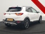 Kia Stonic 1.0 T-GDi Black Edition 99pk H6 | Trekhaak Afn. | Camera | Apple Carplay | Cruise Control | Lane Assist | Navigatie | DAB |
